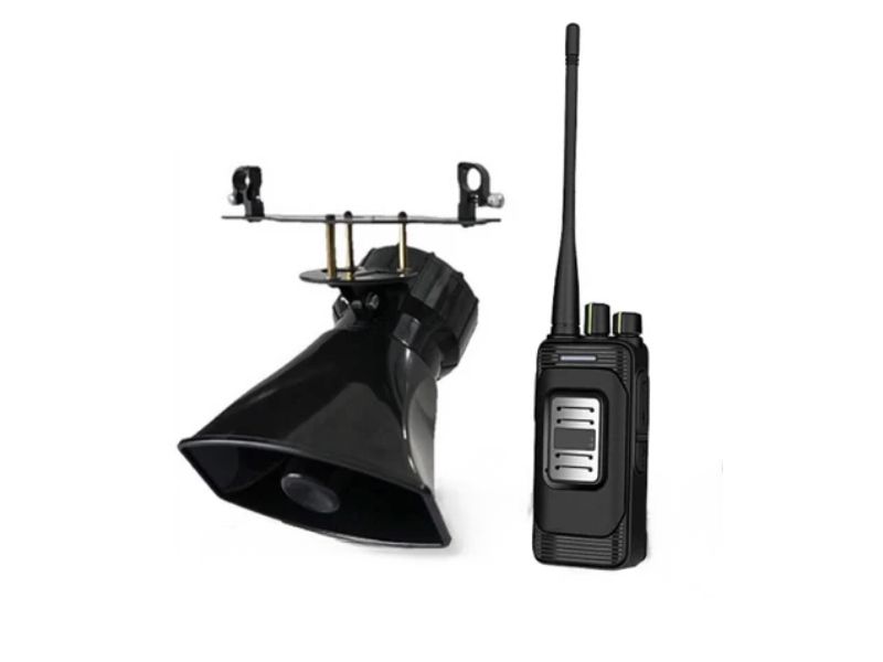 Powerful loudspeaker Hercules 100